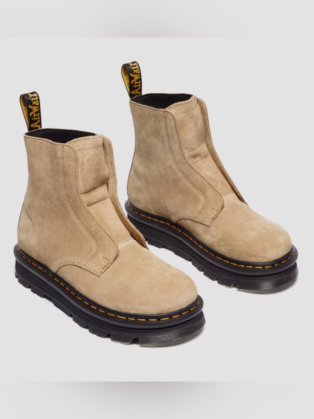 NWOB Dr. Martens Zebzag Laceless Tan Suede Boots Men’s 9 Women’s 10